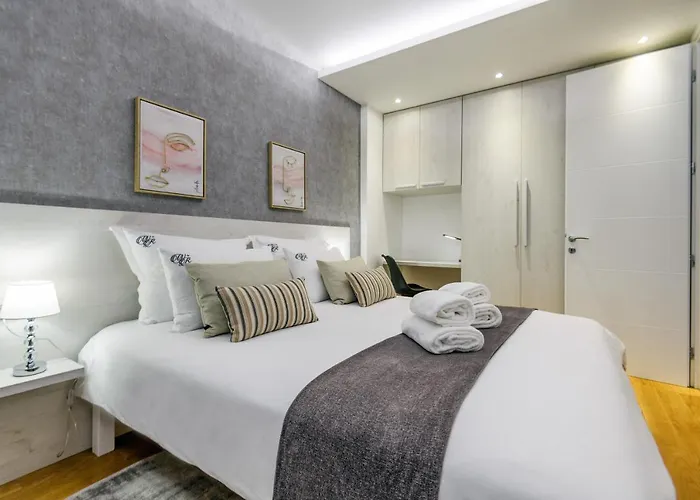 Windrose Design Apartments